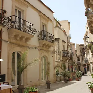 Splendida Santa Teresa Syracuse